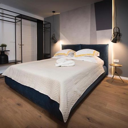 Sibinicum Luxury Rooms シベニク エクステリア 写真