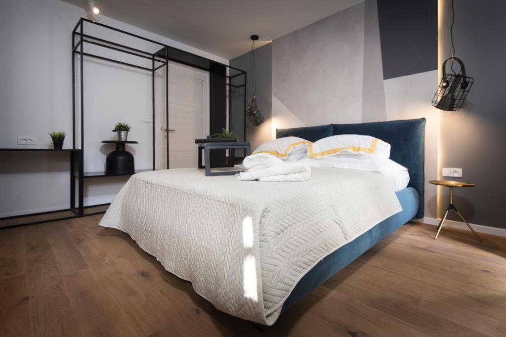 Sibinicum Luxury Rooms シベニク エクステリア 写真