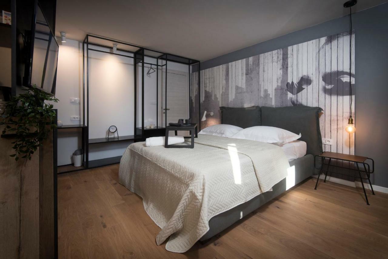 Sibinicum Luxury Rooms シベニク エクステリア 写真