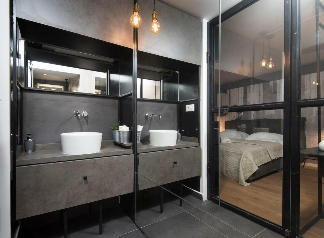 Sibinicum Luxury Rooms シベニク エクステリア 写真